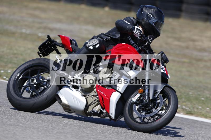 /36 08.08.2026  Pluess Motosport ADR/Freies Fahren/63
